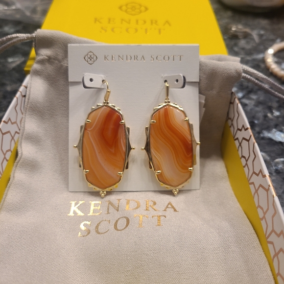 SOLD - Picture 3 of 7